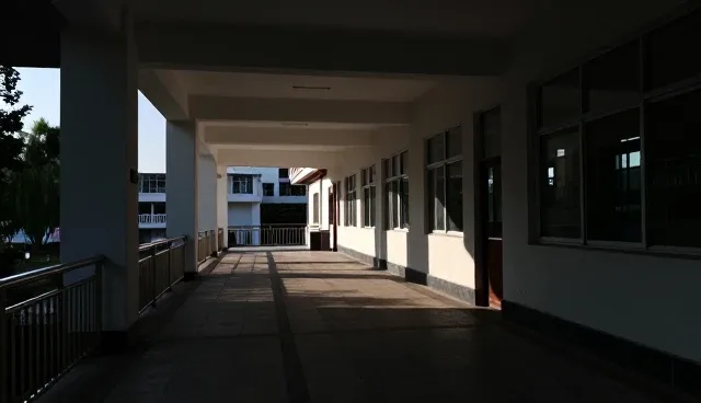 开荒保洁中常见误区及正确选择依据