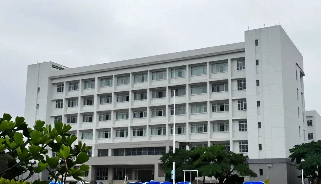 危机公关提示词使用中的理解偏差与澄清