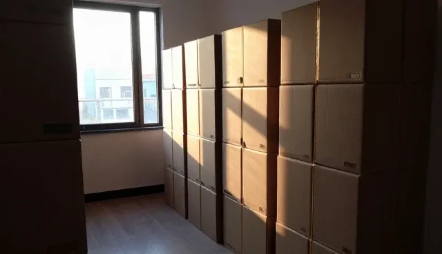 制造业贴心产品在性能与适用条件中如何应对实际问题？