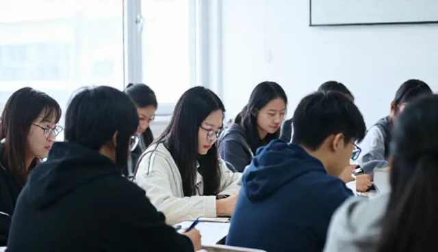 网站优化排名适用场景与技术外包限制分析