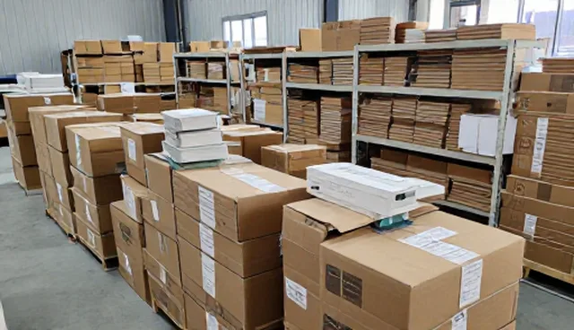 代发商品集合：分销策略的性能与适用条件分析