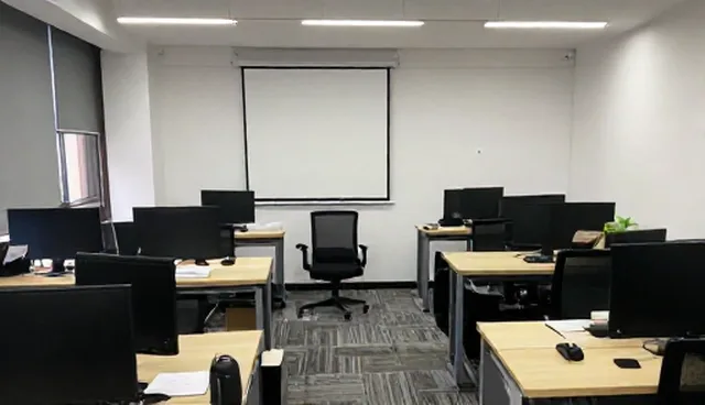 商务代理业务中会务方案的两种做法对比与取舍