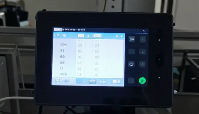 如何确保电子配件供应的稳定性？