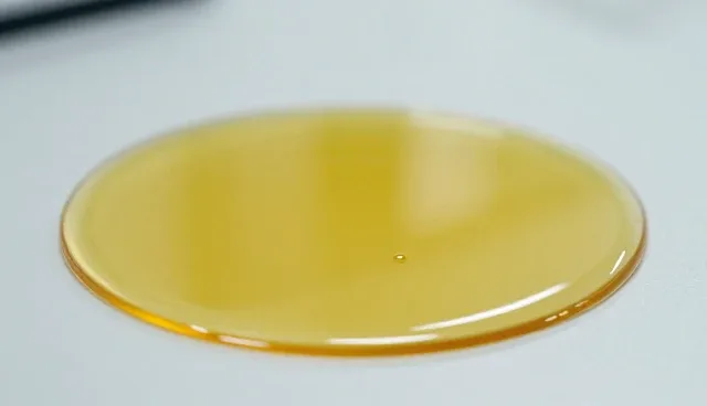 环氧树脂原料性能与适用条件的影响因素分析