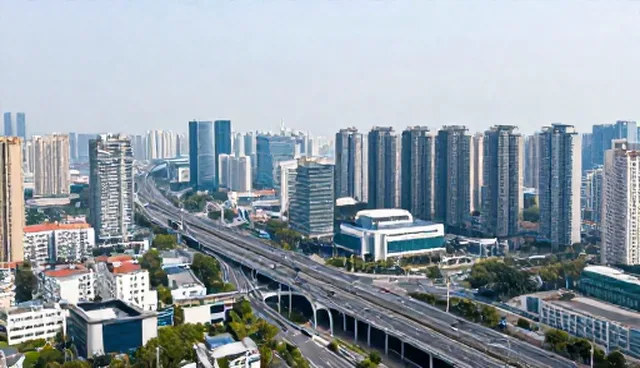 企业管理咨询中使用建议的两种做法与取舍分析