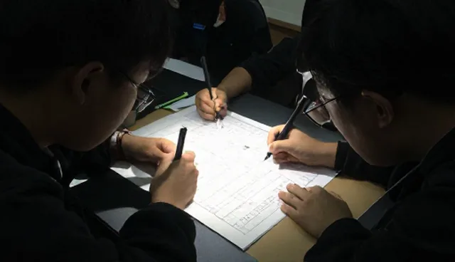 线上课程使用对比：自主学习与机构辅导的实际取舍