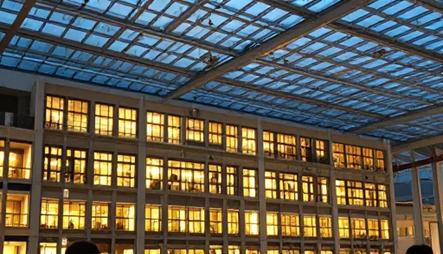 休闲T恤批量生产中的质量控制与销售策略