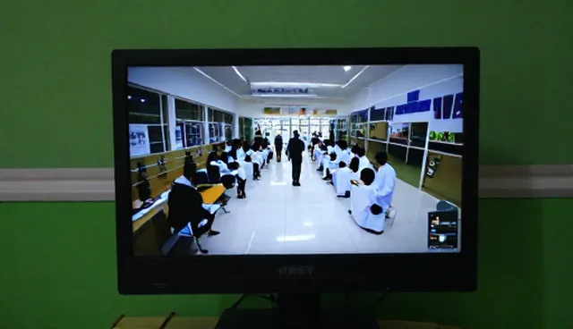 合作流程中性能与适用条件的取舍分析