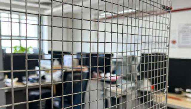 不锈钢丝网耐腐蚀性受材质影响的原因分析