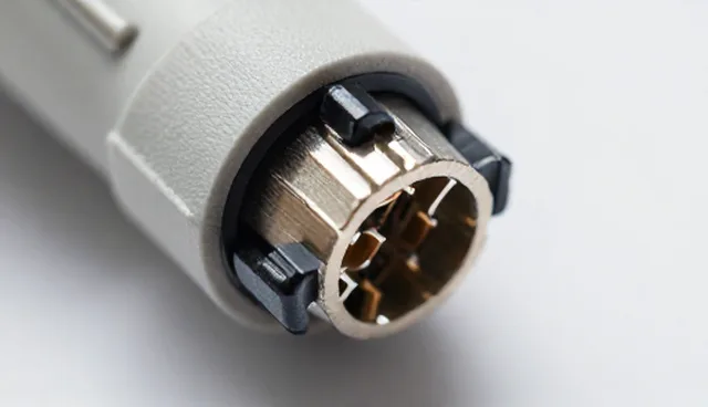 电子元器件使用条件对性能影响的原因分析