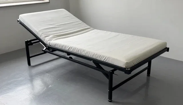 如何选择适合的床垫维护方式？