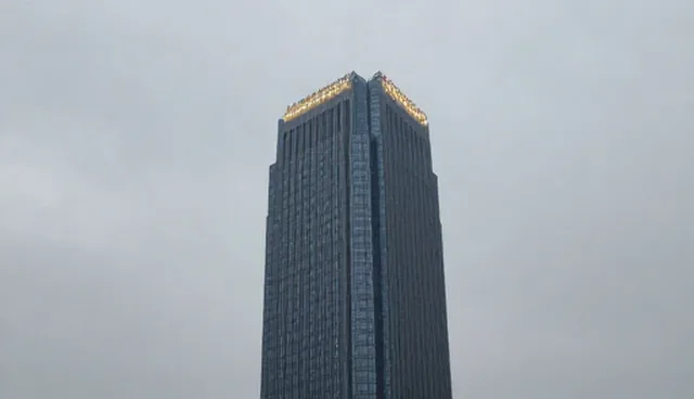 性能与适用条件的取舍：软件开发中数据安全的两种做法