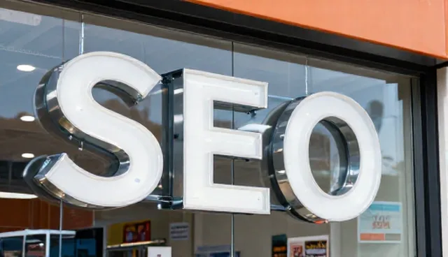 SEO优化服务：网站维护中的流量增长策略分析