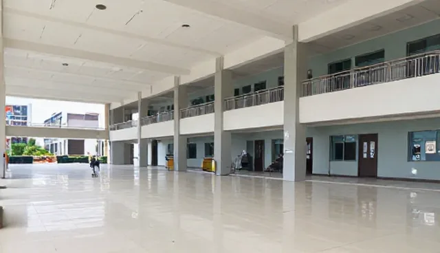 效率优化在医疗服务中的两种做法比较及实际取舍
