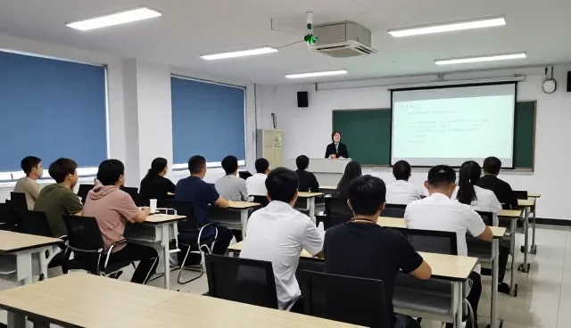 技术外包选型时，如何避免成本控制失误？