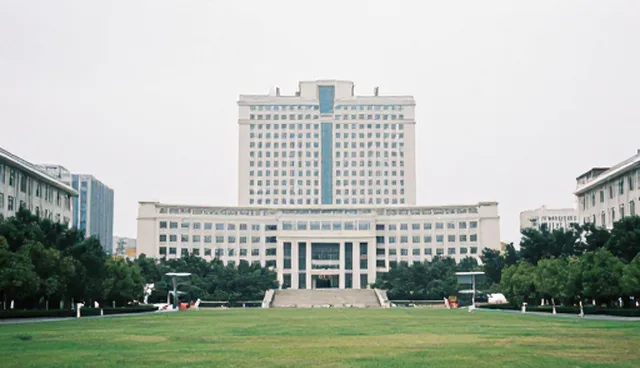 云服务器托管维护建议：适用情况与限制