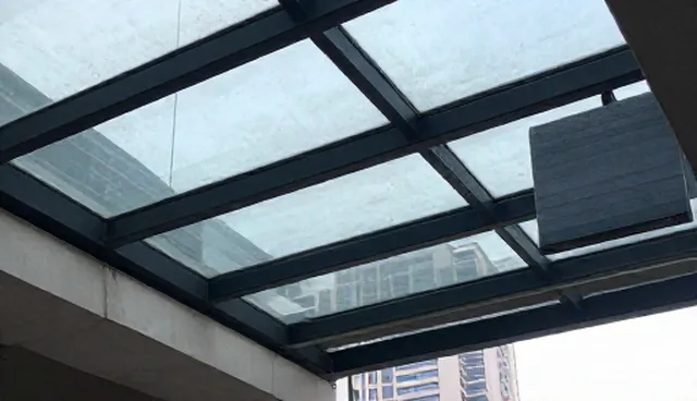 用户转化差异：官网建设中的两种做法对比
