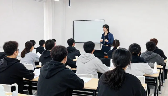 优化流程中的适配方案，提升培训效果
