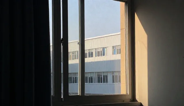 地区性能优化如何提升搜索引擎排名？
