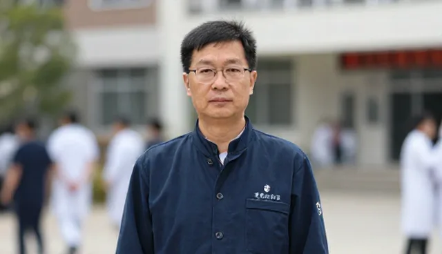 活动策划执行中如何应对突发情况？