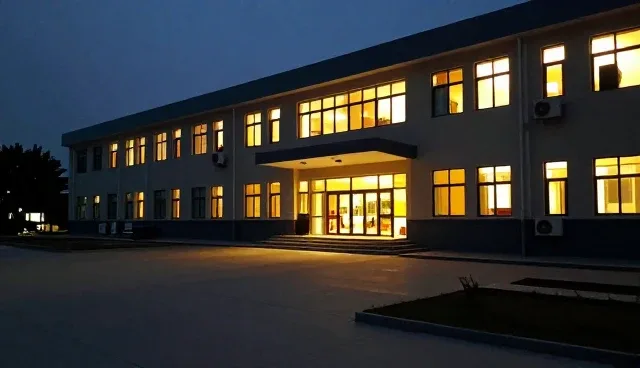 配件选择：装饰改装的两种做法对比及取舍分析