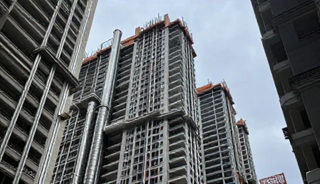 管网工程方案在复杂地形下的两种施工做法对比