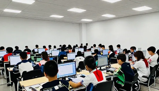 师资培训与学习规划：两种教学方式的取舍分析