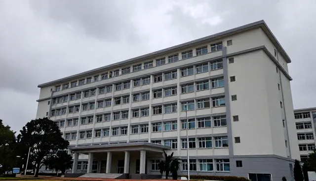 提示词怎么写：设计从业者Slogan生成指南