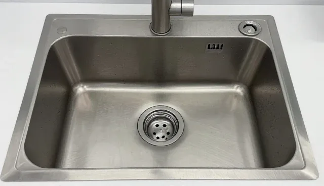 不锈钢水槽选型与维护中的效率提升策略