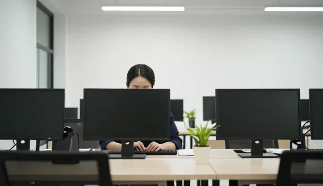 视频剪辑工具选型建议：账号代运营中的实用指南