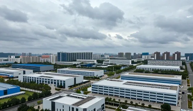 移动端网站制作对企业名录查询效果优化的影响