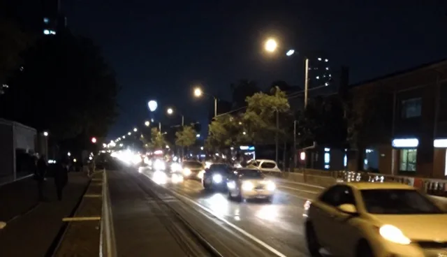 软件开发中的限制因素如何影响项目结果