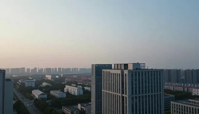 LLM提示词优化：两种做法对比及其实际取舍