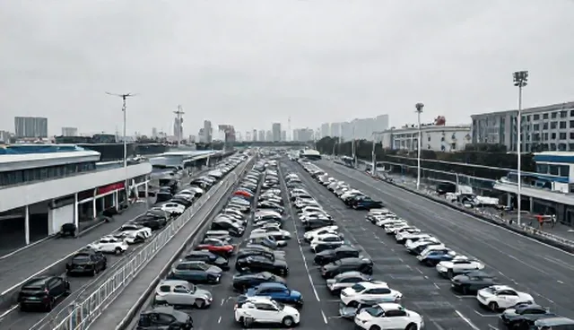 AI平台数据监控中延迟问题的成因分析
