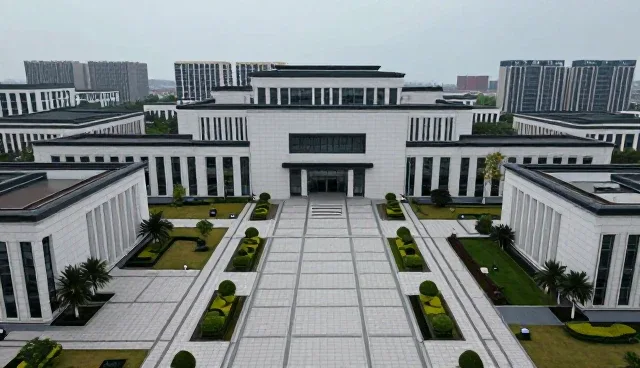 仓储配送中食品研发服务维护方法，如何应对效率与质量平衡问题