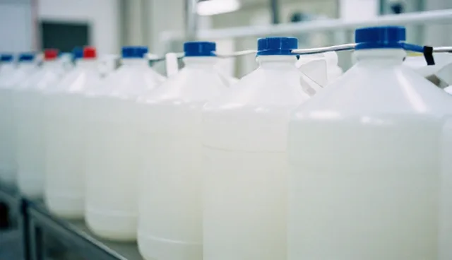 高纯度溶剂原料在表面活性剂中的适用情况与限制