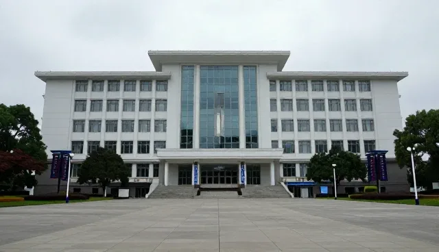 智能硬件集成方案在制造业中的理解偏差与正确应用