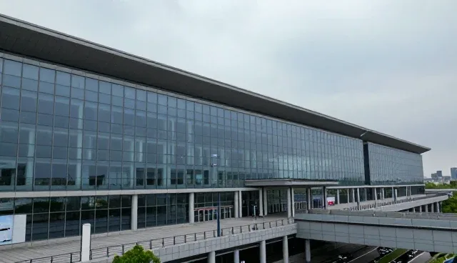 网站建设误区澄清：选型关注点与实际需求匹配