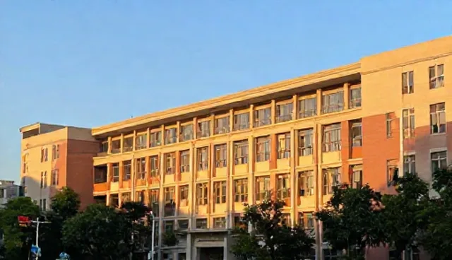 商务管理选型关注点，性能对比是关键