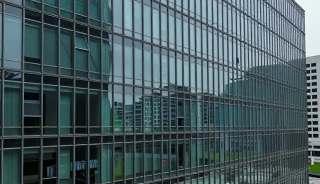 竞品分析提示词：文案工作者如何优化选型与使用