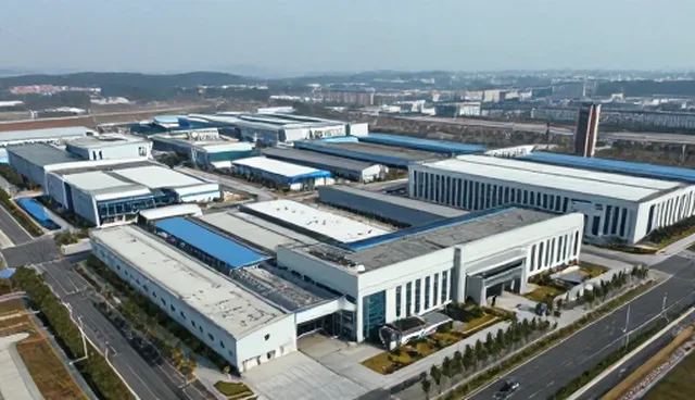 平面设计与文案创作的协作关系及适用场景