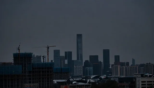 信息系统维护的两种做法对比，如何选择适合企业的方式