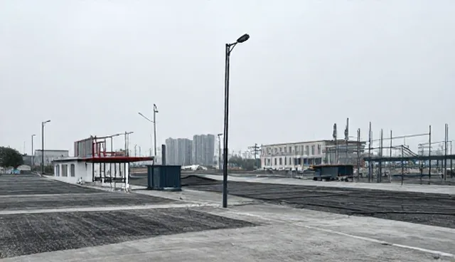 免费免费建站：选择与取舍的两种做法