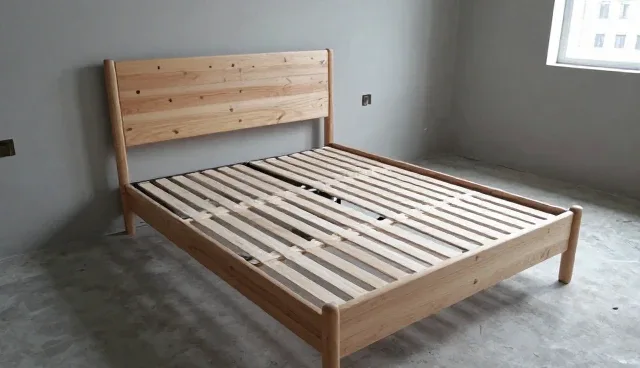 实木床架套装维护要点与日常使用建议