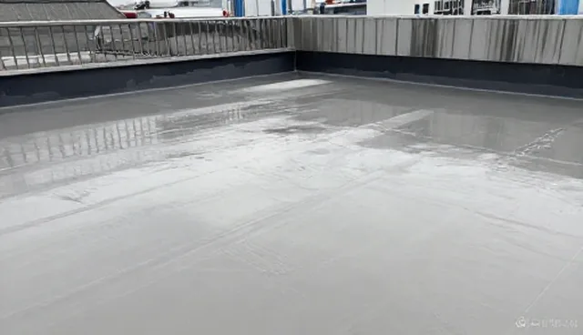 旧屋面翻新中管道堵漏的常见问题与处理方法