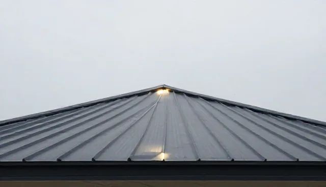 彩钢屋顶在工业建筑中的应用问题分析