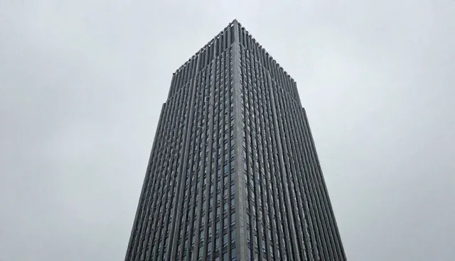 网站建设如何选择适合的适用条件？