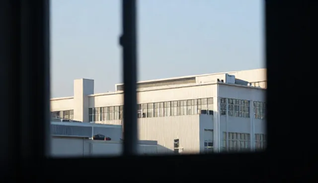 AI平台在优化排名中两种做法的取舍分析