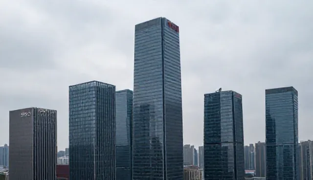 反向提示词是什么意思？AI生成违禁内容的应对策略
