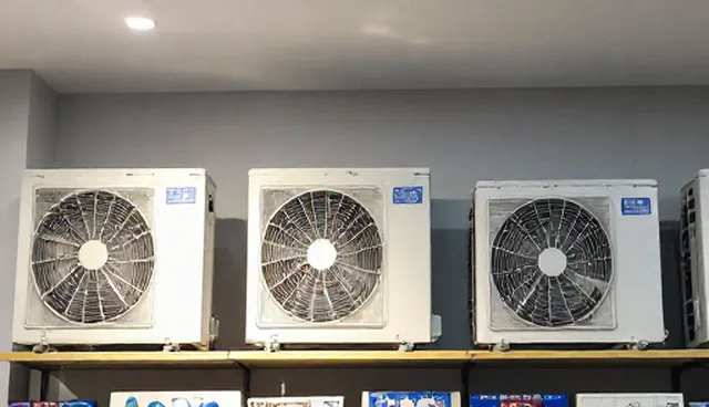 中央空调机组采暖系统安装对比分析